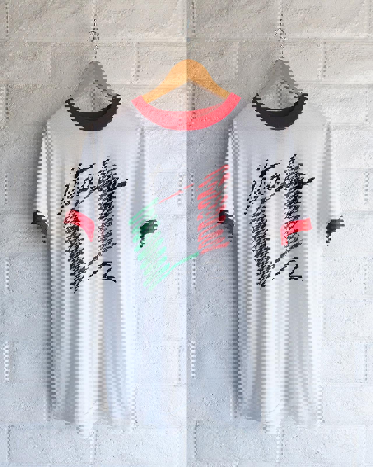 Vintage 80s Italy Ringer T Shirt Single Stitch Men's Size L Made In USA