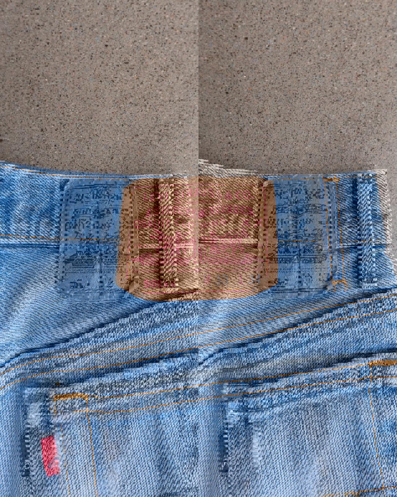 Vintage 90s Levi’s 501xx Jeans Button Fly Paint Distressed Men's Size 31x30 Made In USA