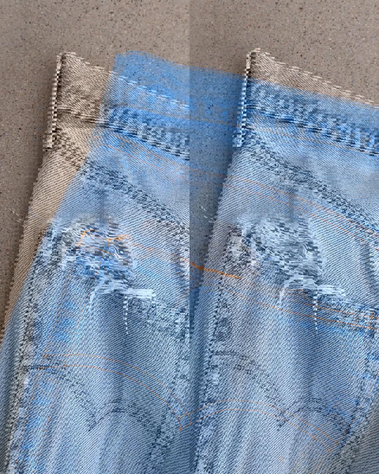 Vintage 70s 80s Levi's 501 Jeans Redline Selvedge Denim Men's Size 33x31 Kurt Cobain Distressed Light Wash