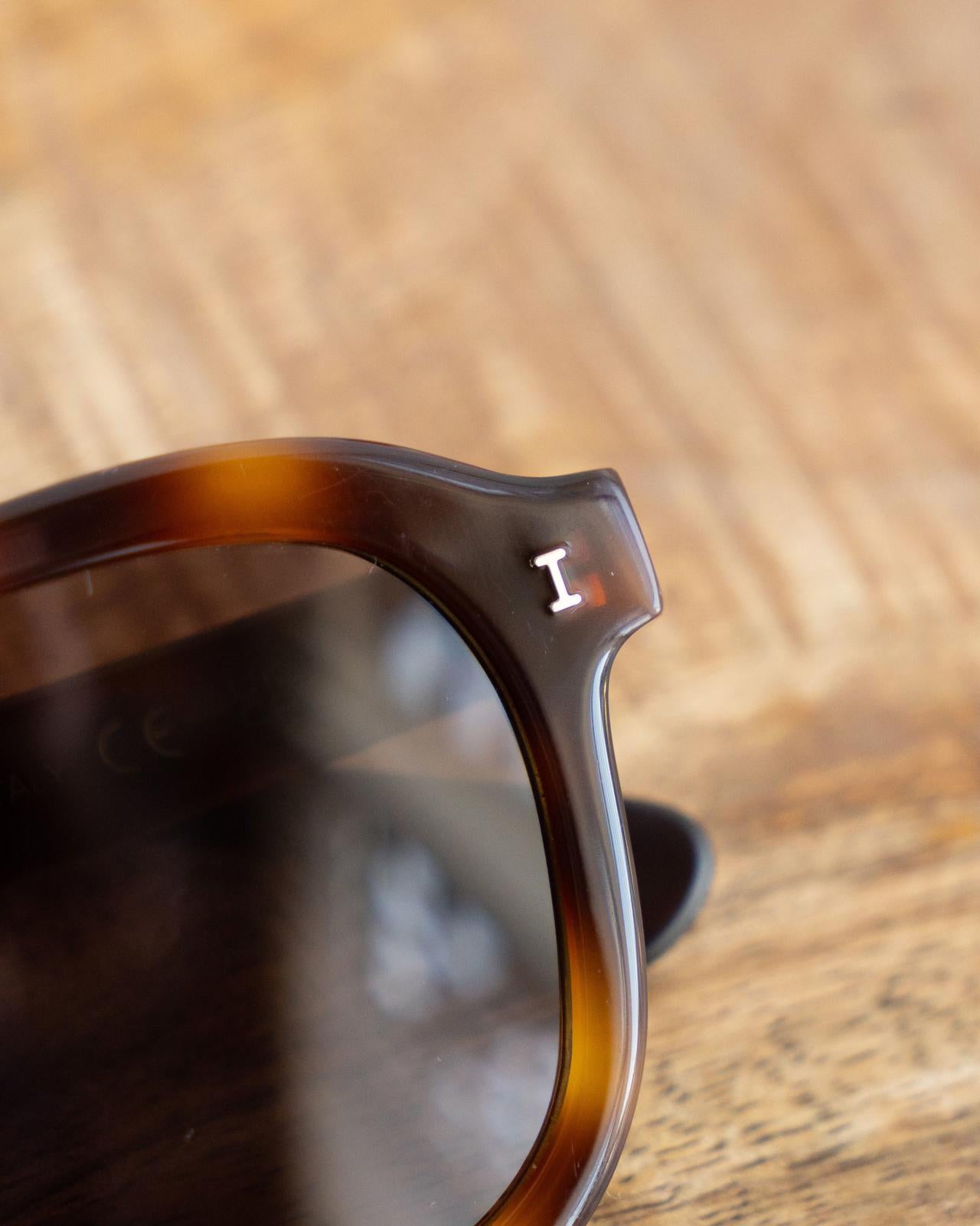 Illesteva Bogota Sunglasses Tortoise