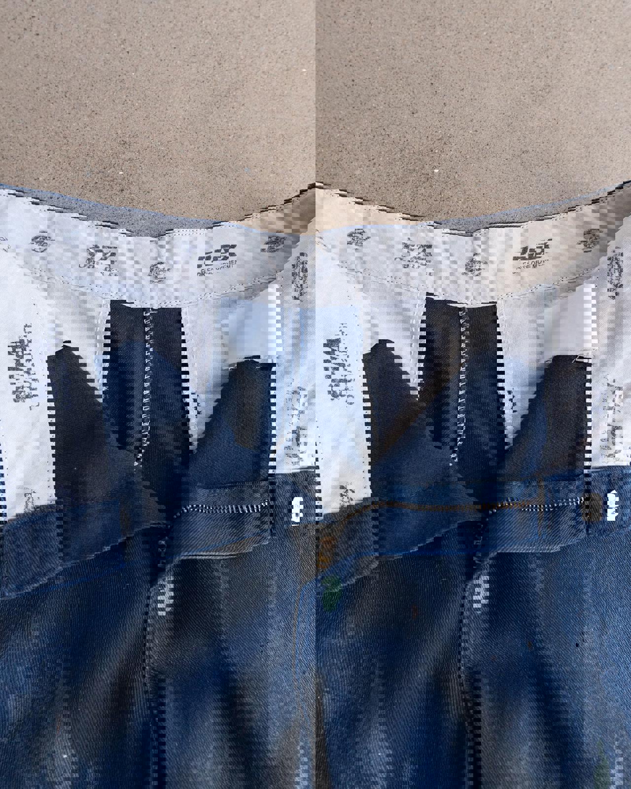 Vintage Dickies 874 Pants Paint Splatter Thrashed Size 33x30