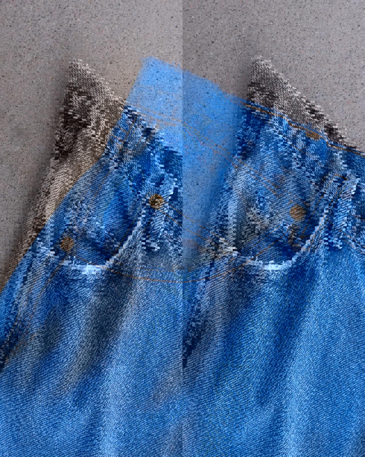 Vintage Wrangler Jeans Y2K Faded Distressed Baggy Men's Size 37x29