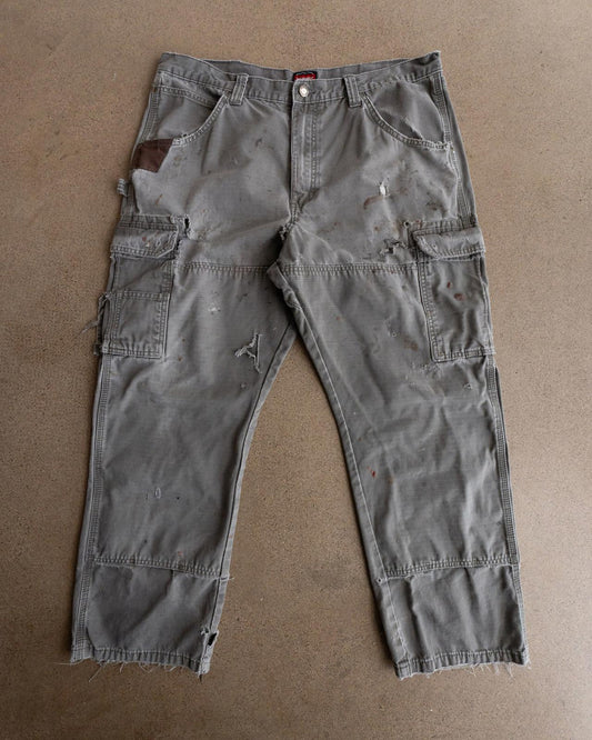 Vintage Wrangler Workwear Carpenter Pants Y2K Thrashed Distressed Men's 37x28