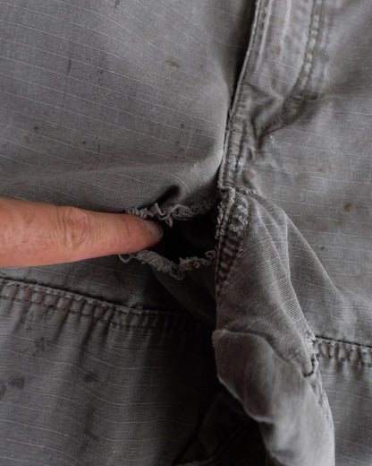 Vintage Wrangler Workwear Carpenter Pants Y2K Thrashed Distressed Men's 37x28