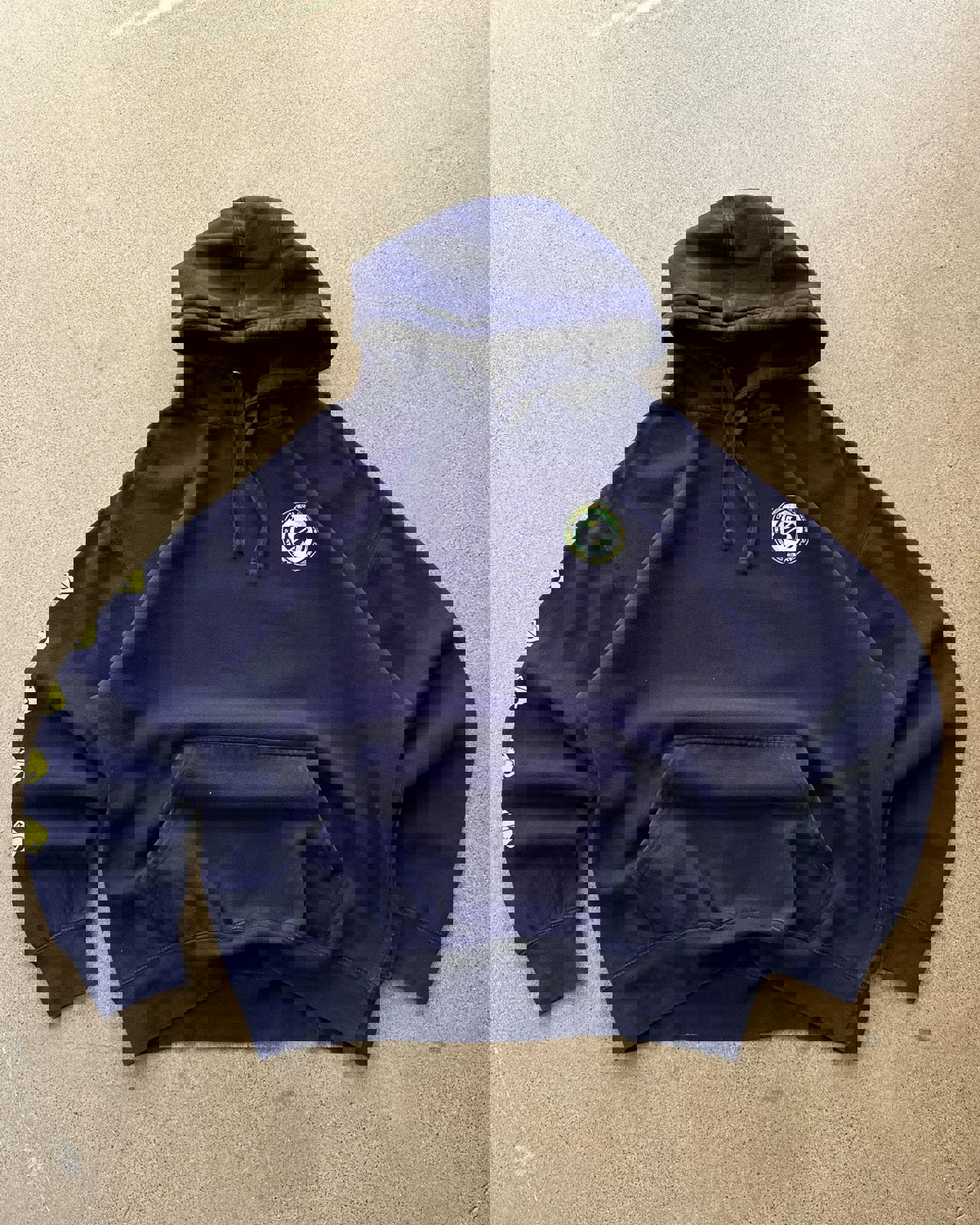 Vintage Quiksilver Hoodie Men's XL Y2K Surf Style Skater Grunge Sleeve Hit